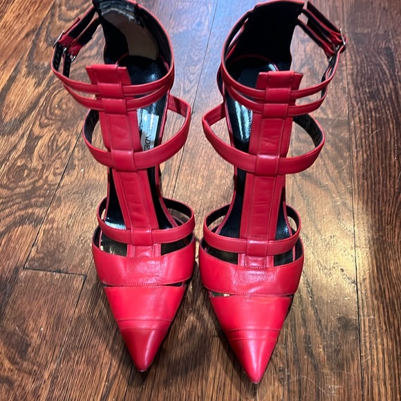 Manolo Blahnik red leather heels in size 39 1/2 - Picture 1 of 5